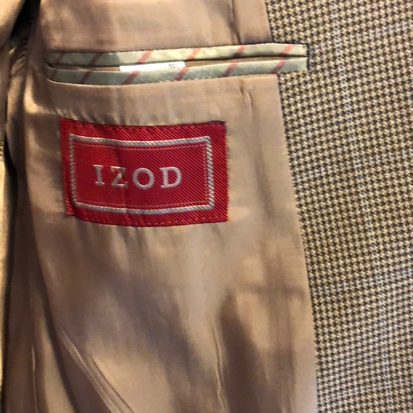IZOD Men’s Blazer - Picture 4 of 5